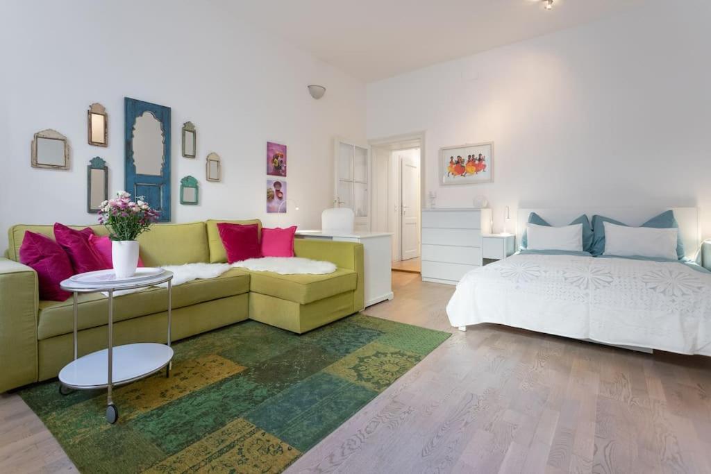 Danube Art Apartamento *